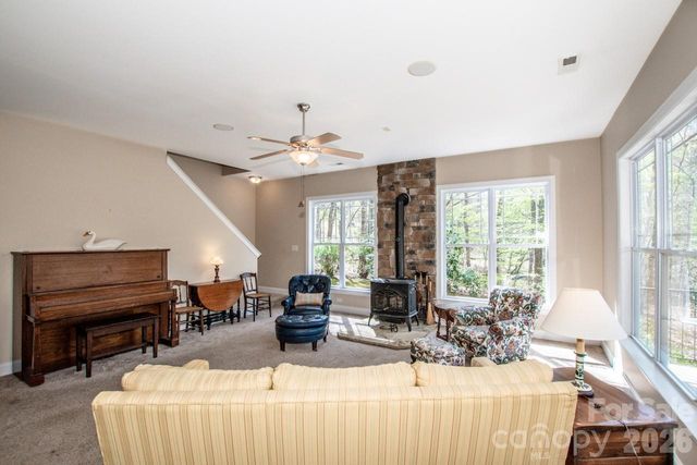 125 Melrose Lane, Mooresville, NC 28117