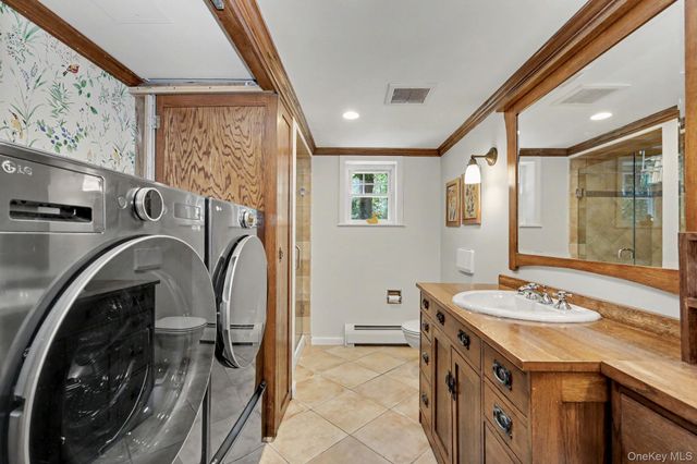 10 Apple Tree Lane, Pound Ridge, NY 10576