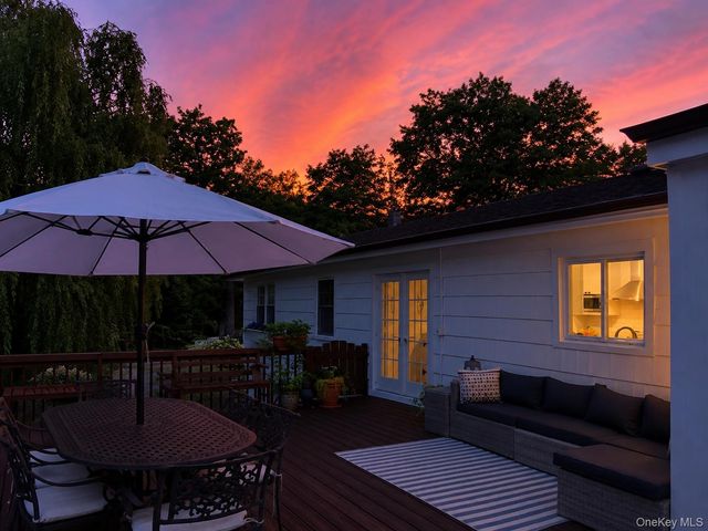 10 Apple Tree Lane, Pound Ridge, NY 10576