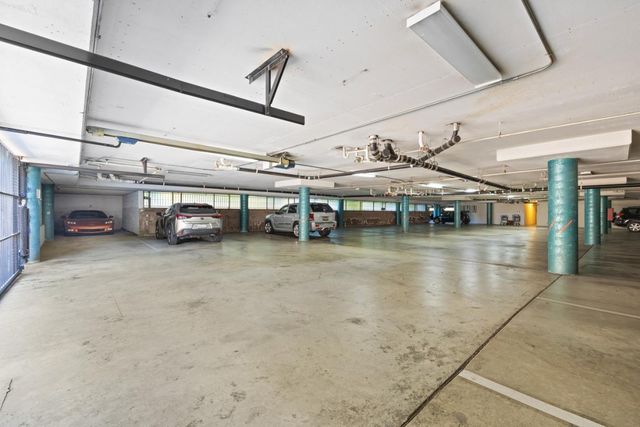 200 Elm Street 107, San Mateo, CA 94401