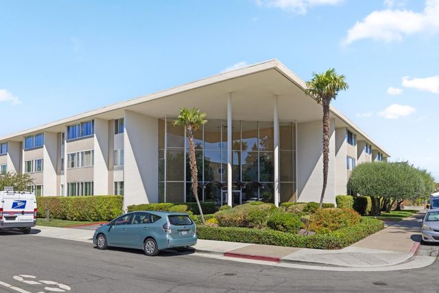 200 Elm Street 107, San Mateo, CA 94401