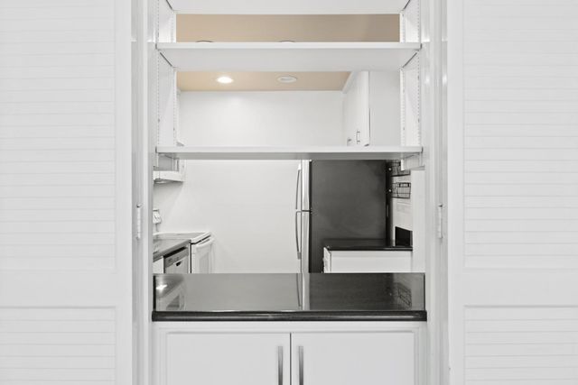 200 Elm Street 107, San Mateo, CA 94401