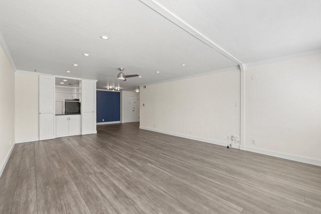 200 Elm Street 107, San Mateo, CA 94401