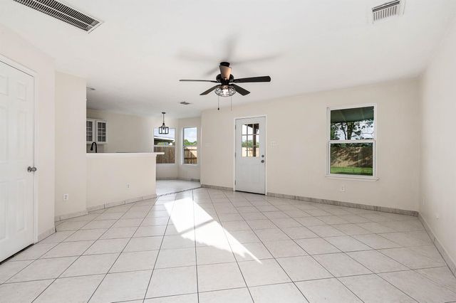 1091 Lasso Court, Alvin, TX 77511