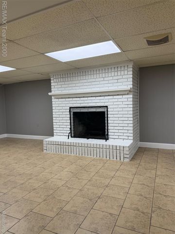 6491 N Silvery Lane, Dearborn Heights, MI 48127