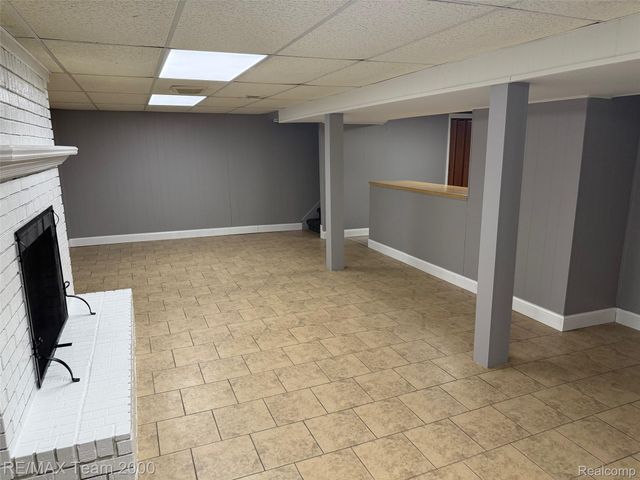 6491 N Silvery Lane, Dearborn Heights, MI 48127