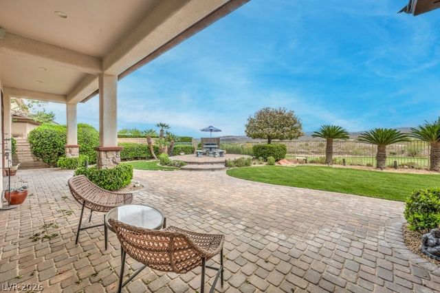 14 Brandermill Drive, Henderson, NV 89052