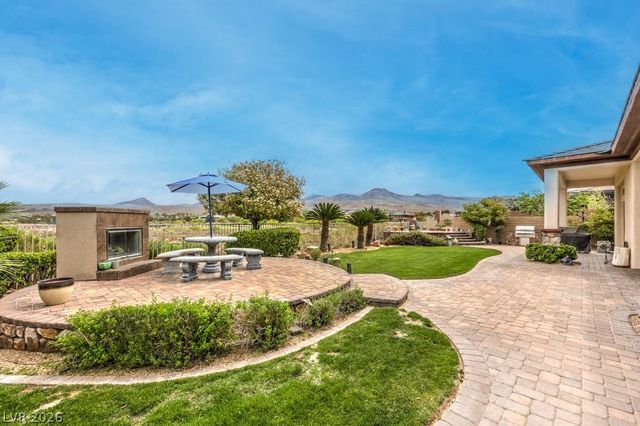 14 Brandermill Drive, Henderson, NV 89052