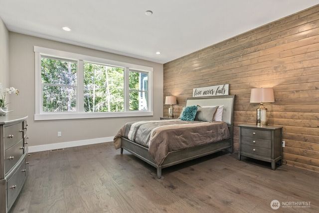 15672 N Deception Shores Drive, Anacortes, WA 98221