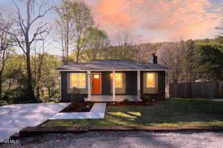 1116 Berry Road, Elizabethton, TN 37643