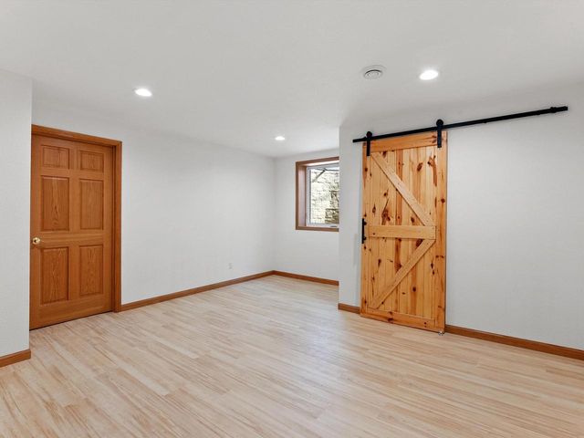 1207 Hummingbird PLACE, Sheboygan Falls, WI 53085