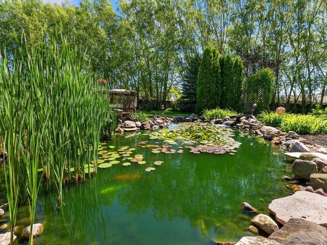 1207 Hummingbird PLACE, Sheboygan Falls, WI 53085