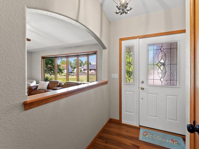 1207 Hummingbird PLACE, Sheboygan Falls, WI 53085