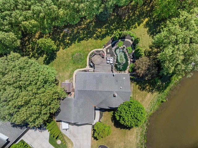 1207 Hummingbird PLACE, Sheboygan Falls, WI 53085