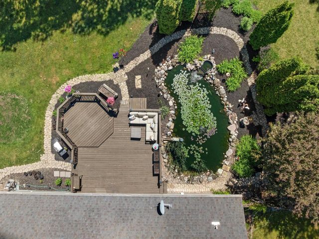 1207 Hummingbird PLACE, Sheboygan Falls, WI 53085