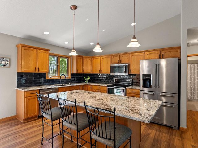 1207 Hummingbird PLACE, Sheboygan Falls, WI 53085