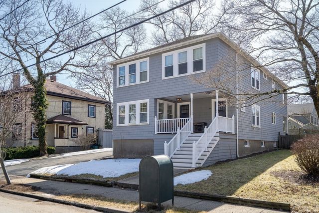 88 Warwick Rd 1, Newton, MA 02465