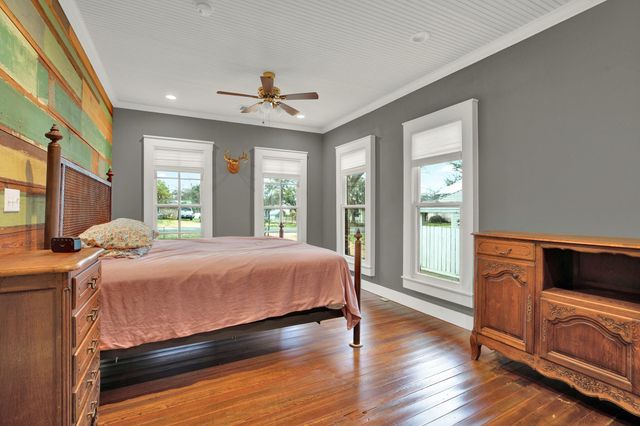 543 Westmoreland ST, Mason, TX 76856