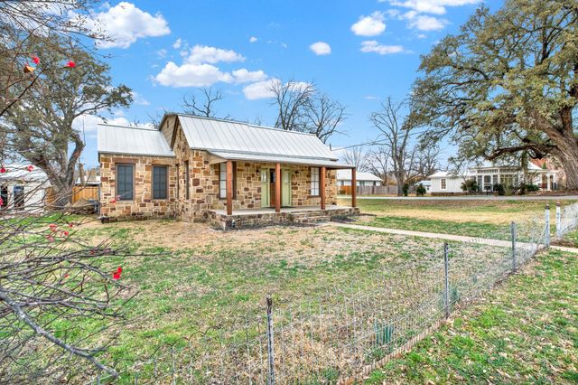 543 Westmoreland ST, Mason, TX 76856