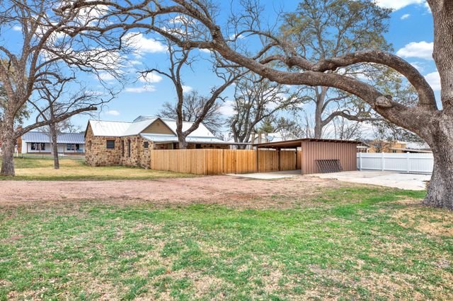 543 Westmoreland ST, Mason, TX 76856
