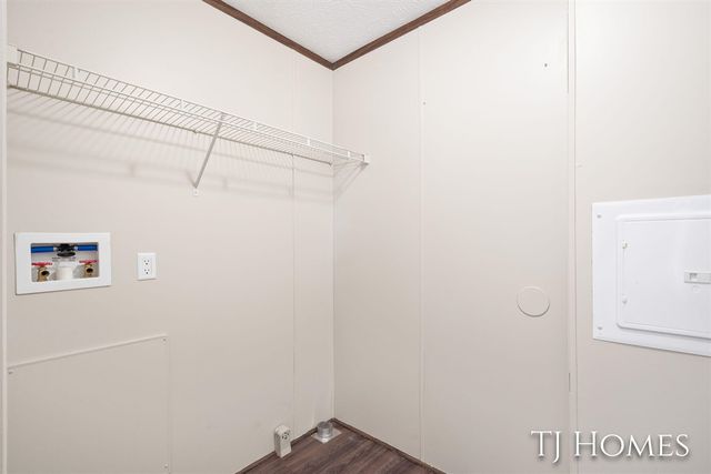 68 Viking Drive, Sparta, MI 49345