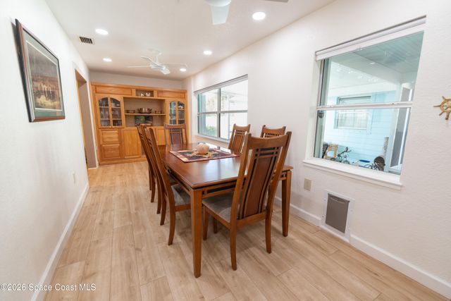520 California Avenue NE, Palm Bay, FL 32907