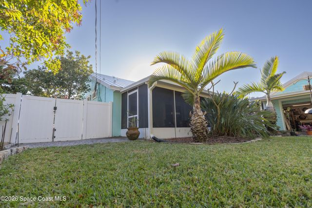 520 California Avenue NE, Palm Bay, FL 32907