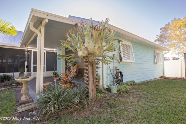 520 California Avenue NE, Palm Bay, FL 32907