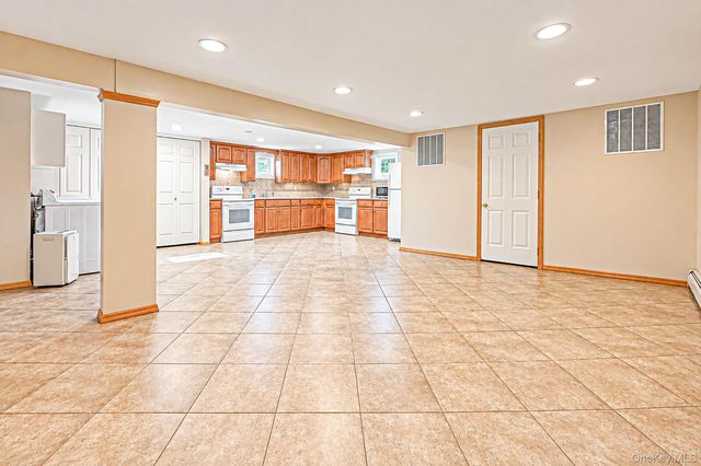719 3rd Street, West Babylon, NY 11704