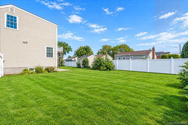 719 3rd Street, West Babylon, NY 11704