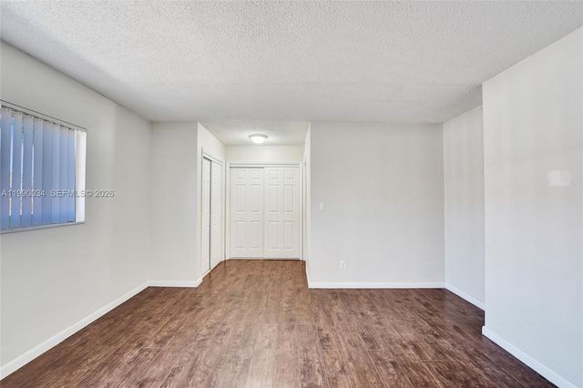 4460 NW 43rd St, Lauderdale Lakes, FL 33319