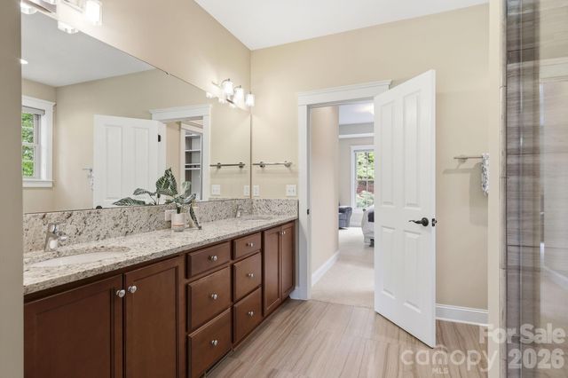 129 Orvis Stone Circle, Biltmore Lake, NC 28715