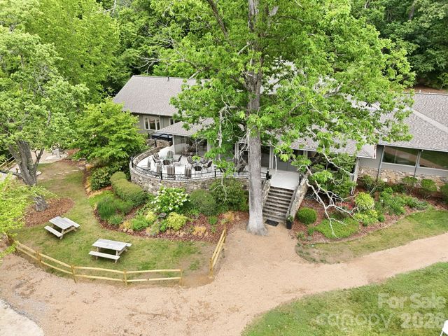 129 Orvis Stone Circle, Biltmore Lake, NC 28715