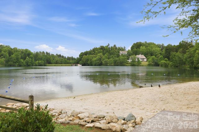 129 Orvis Stone Circle, Biltmore Lake, NC 28715