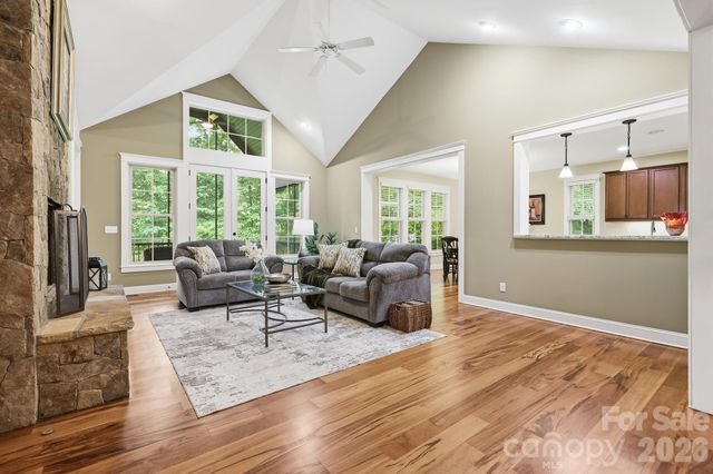 129 Orvis Stone Circle, Biltmore Lake, NC 28715