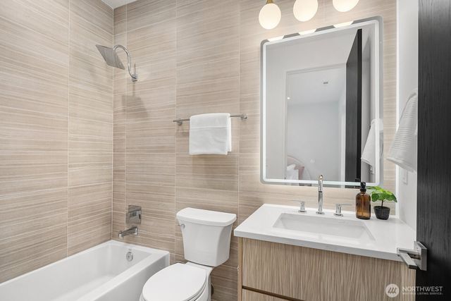 3983 162nd Place SE, Bellevue, WA 98006