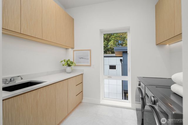 3983 162nd Place SE, Bellevue, WA 98006