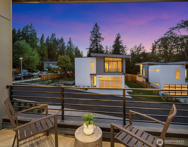 3983 162nd Place SE, Bellevue, WA 98006