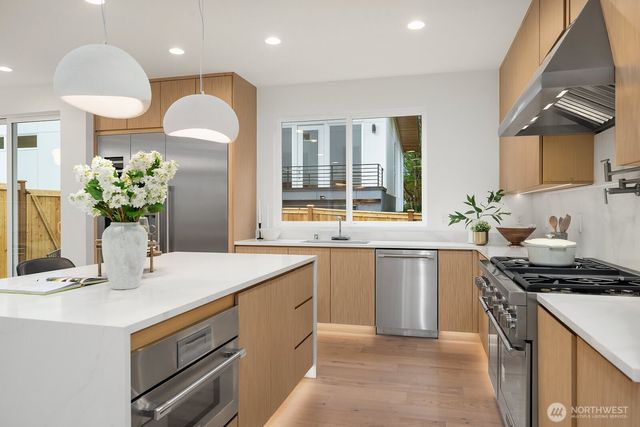 3983 162nd Place SE, Bellevue, WA 98006