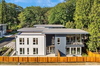 3983 162nd Place SE, Bellevue, WA 98006