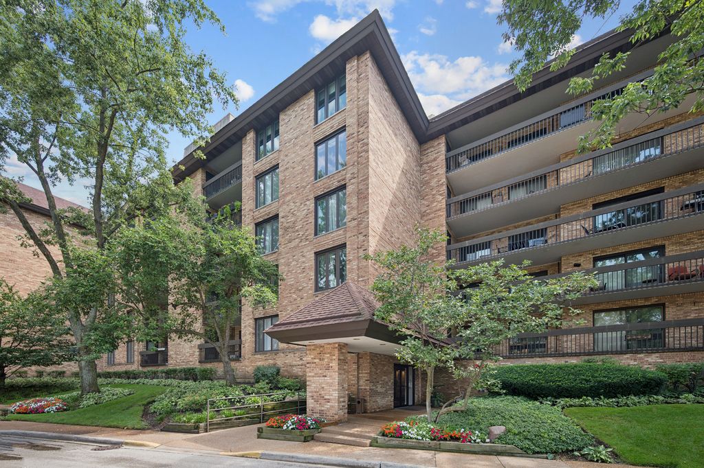 1671 Mission Hills Road 404, Northbrook, IL 60062 — exterior