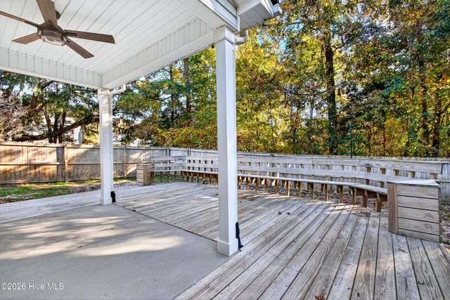 205 Peggys Trace, Sneads Ferry, NC 28460