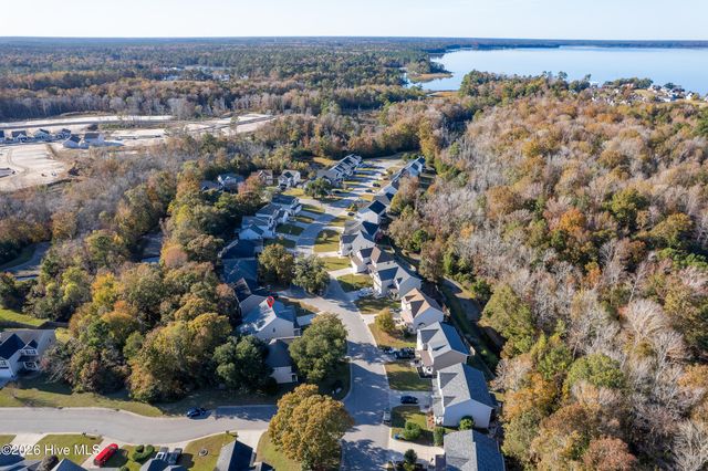 205 Peggys Trace, Sneads Ferry, NC 28460