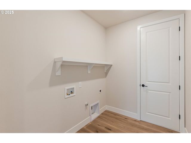 27213 Sw Yarrow Ln, Wilsonville, OR 97070