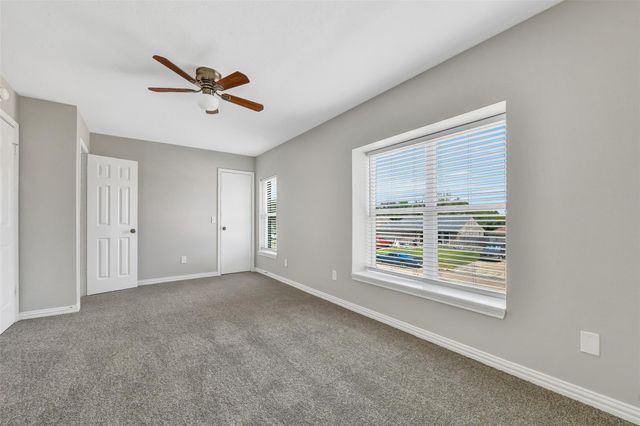 9908 Green Meadow Drive, La Porte, TX 77571