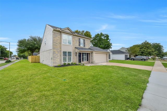 9908 Green Meadow Drive, La Porte, TX 77571