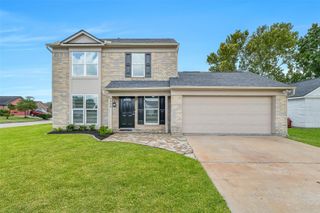 9908 Green Meadow Drive, La Porte, TX 77571