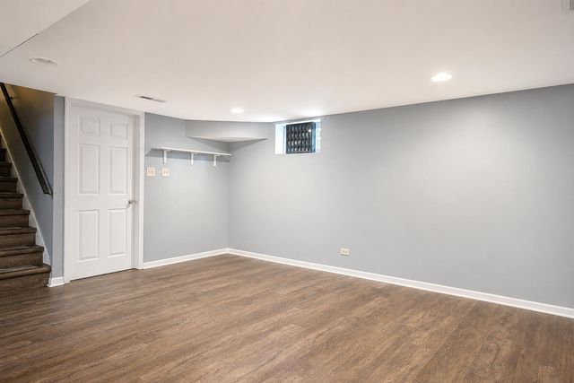 715 River Drive, Munster, IN 46321