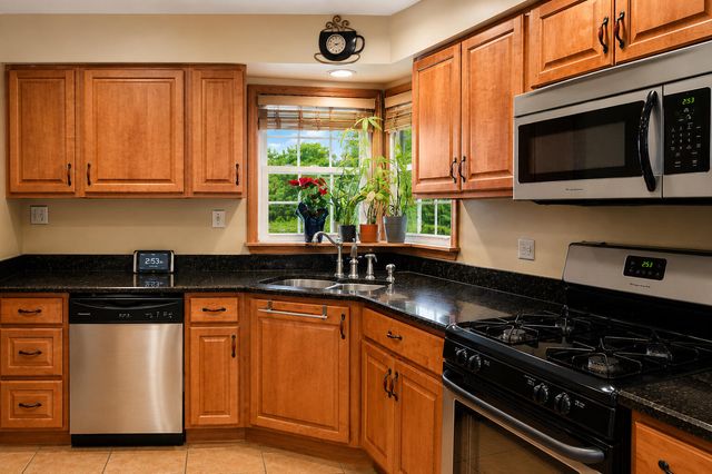715 River Drive, Munster, IN 46321