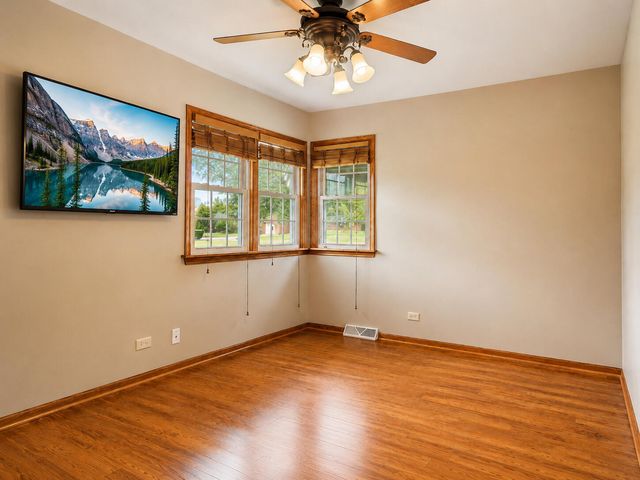 715 River Drive, Munster, IN 46321